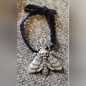 Death's Head Moth Hair Tye